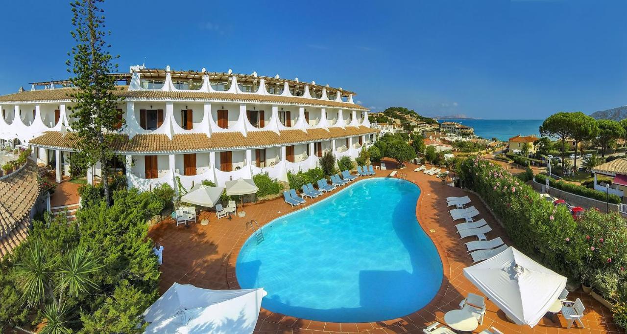 Hotel Punta Est Baja Sardinia Exterior foto