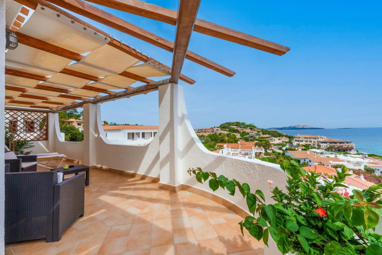 Hotel Punta Est Baja Sardinia Exterior foto