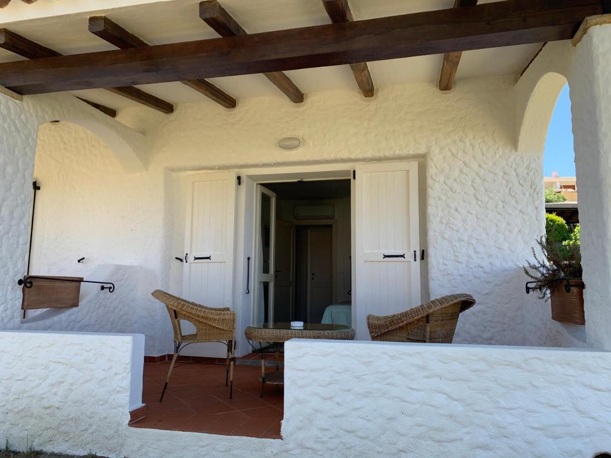Hotel Punta Est Baja Sardinia Exterior foto